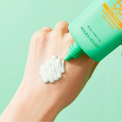 Holika Holika Aloe Waterproof Sun Cream SPF50+ – textura ligera y calmante