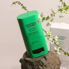 Black Bamboo Daily Soothing Sun Shield (20g) - textura ligera